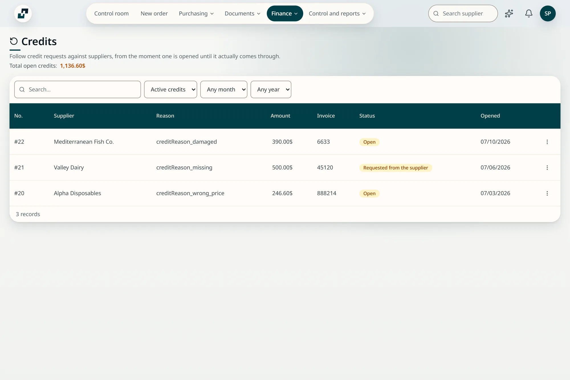 The credits screen in InPlace: credit requests against suppliers, the reason for each and the invoice it is linked to
